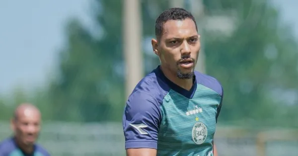 Alex Silva no Ceará: Por que o Vozão buscou o lateral do Coritiba?